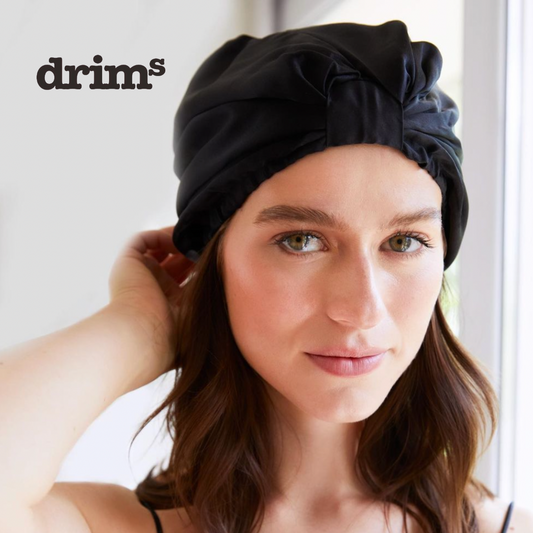 Mujer con Scrunchie de Seda